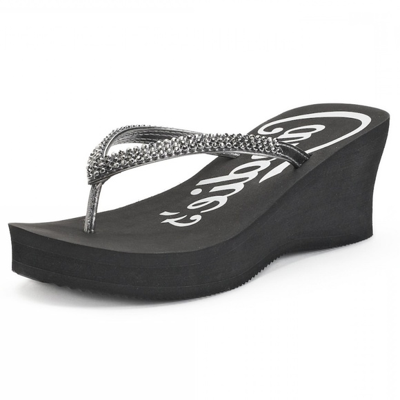candies flip flops